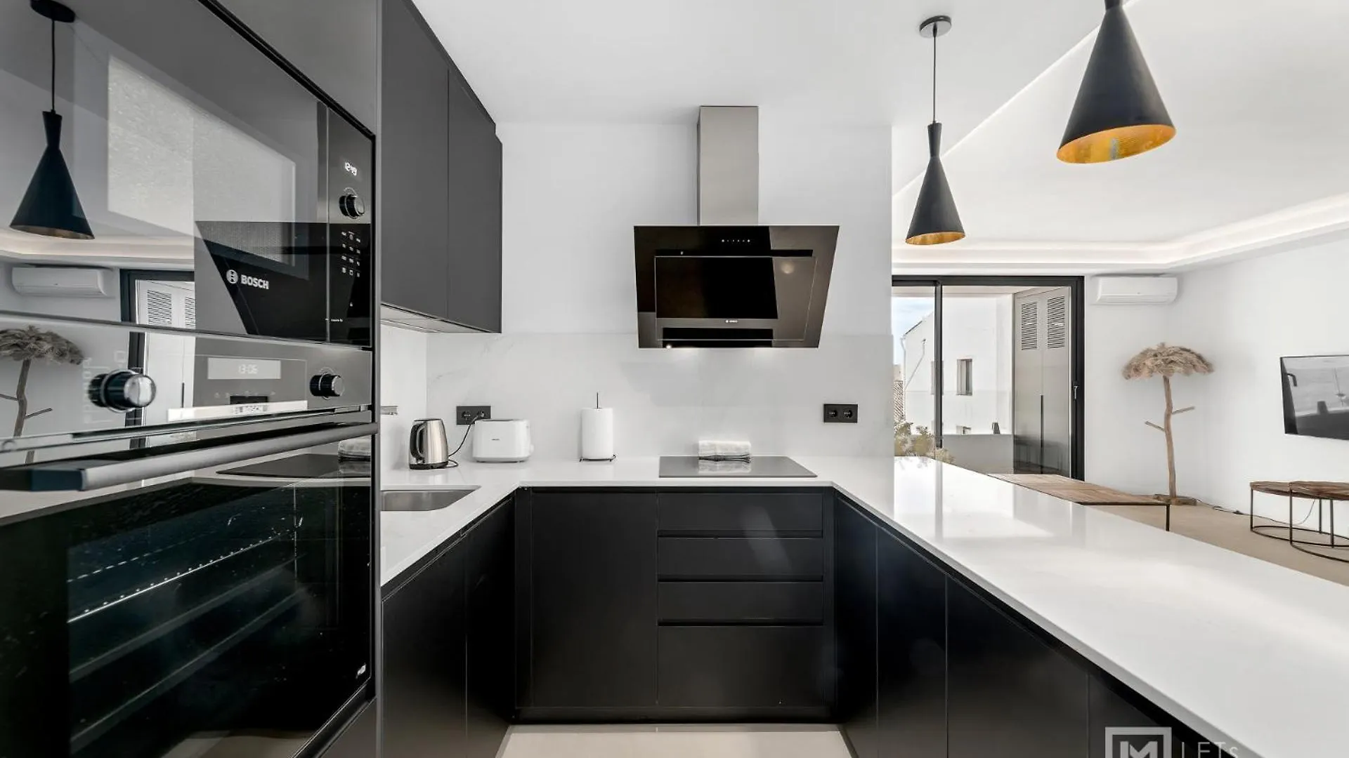 Modern 2B Apt In The Heart Of Puerto Banus Marbella Spain